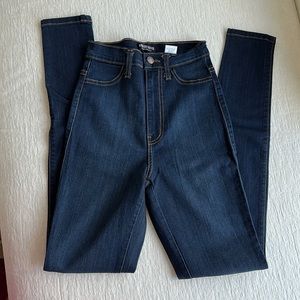 High Rise Waisted Skinny Jean